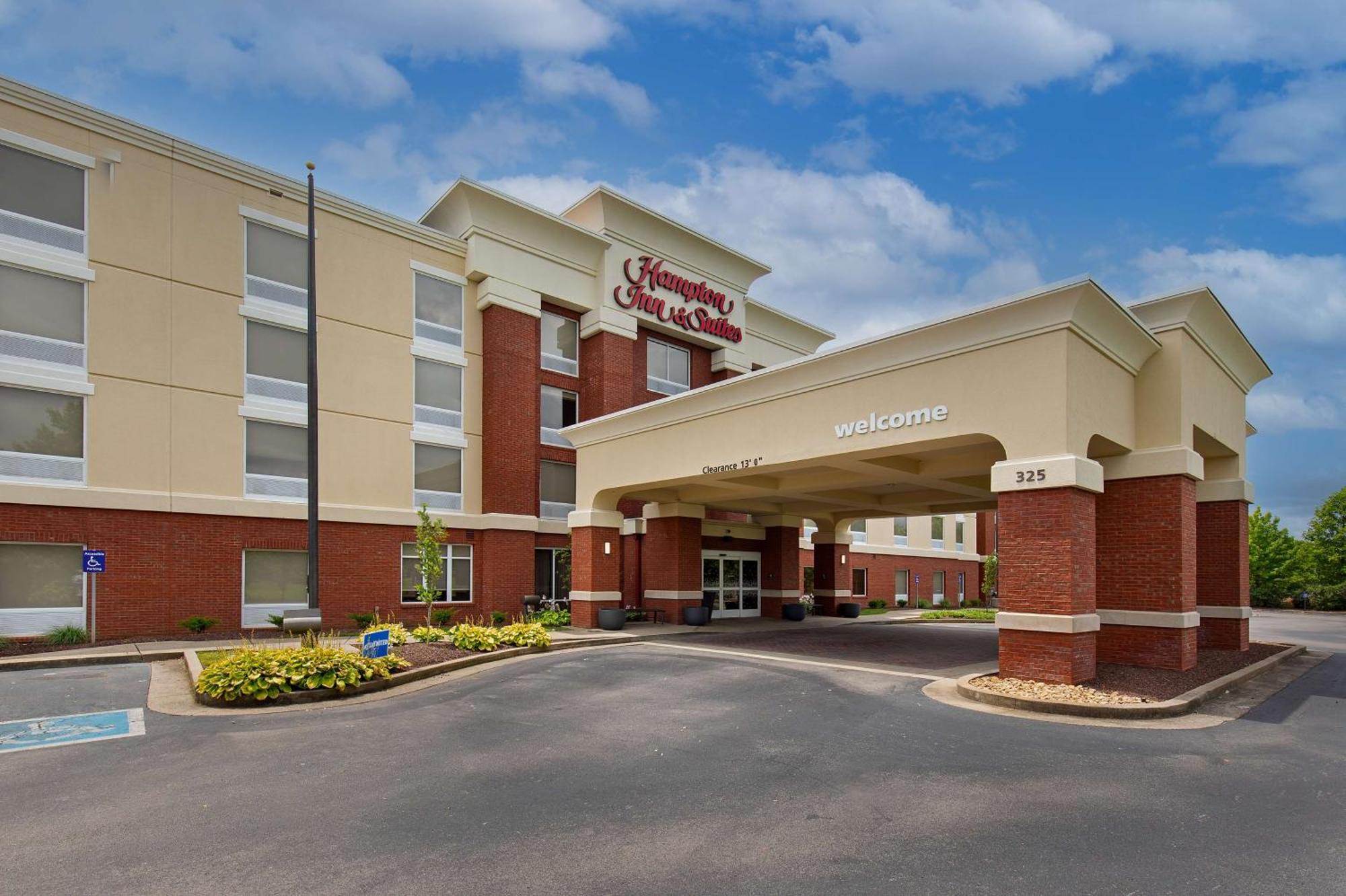 Hampton Inn & Suites Murfreesboro Exterior photo